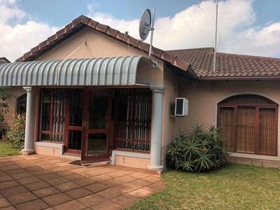 Townhouse For Rent In Waterfall, Hillcrest