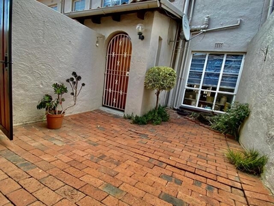 Townhouse For Sale In Bramley, Johannesburg