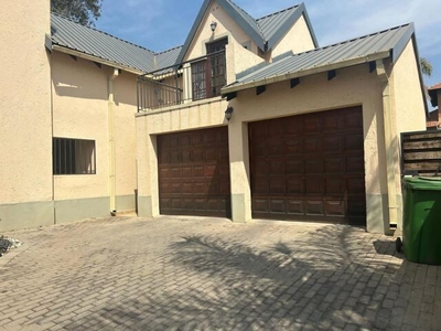 Townhouse For Sale In Equestria, Pretoria