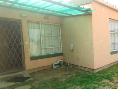 Townhouse For Sale In Florida, Roodepoort