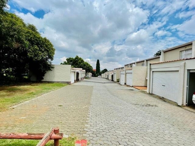 Townhouse For Sale In Haddon, Johannesburg