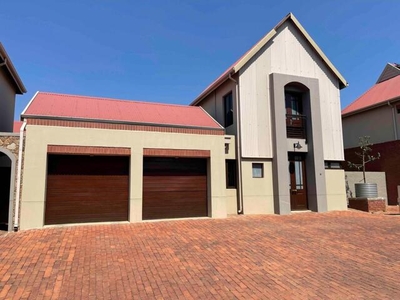 Townhouse For Sale In Heritage Hill, Centurion