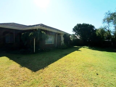 House For Sale In Roseville, Pretoria