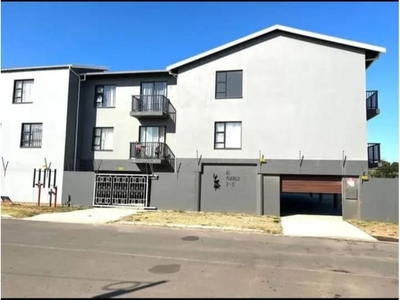 1 Bedroom Apartment For Sale in Athlone Park
