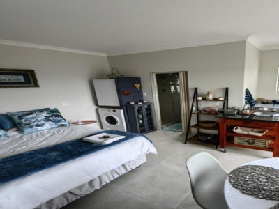 1 Bedroom bachelor apartment to rent in Seemeeu Park, Mossel Bay