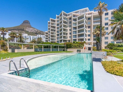 2 Bedroom Apartment / flat to rent in Sea Point