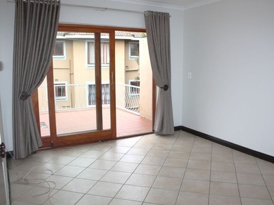 2 Bedroom apartment in Paulshof For Sale