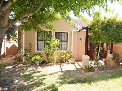 2 Bedroom townhouse - sectional sold in Strand South