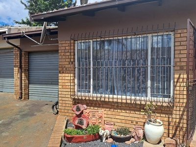 3 Bedroom House for sale in Witbank Ext 10