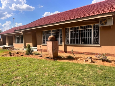 3 Bedroom House to rent in Flamwood