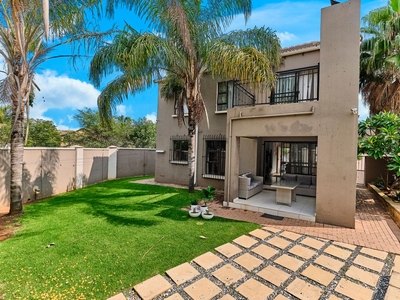 3 Bedroom Townhouse To Let in Ruimsig