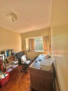Apartment For Sale In Glenwood, Durban