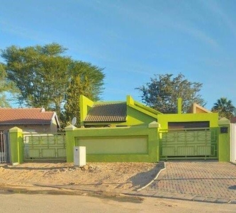 House For Sale In Ivy Park, Polokwane