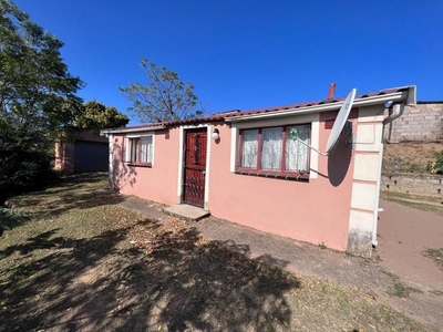 OCEBISA PROPERTIES PRESENTS A TWO BEDROOM HOUSE WiTH A SINGlE GARAGE FOR SALE IN UMLAZI