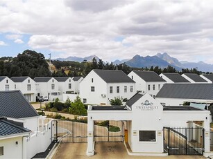 2 Bed Duplex in Stellenbosch Central