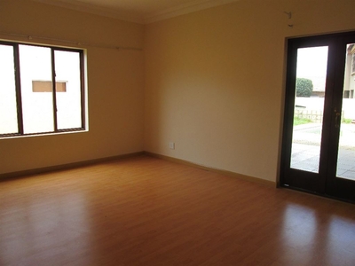 House for Rent in Raslouw Manor