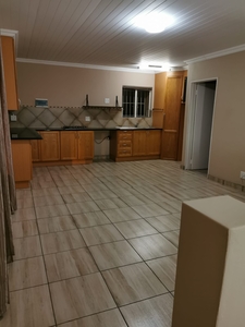 One bedroom furnished grannyflat for single person in Valhalla Centurion,