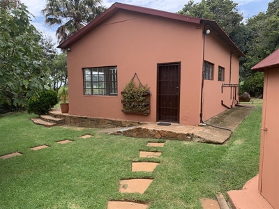 One bedroom house and/or Workshop/Shed to rent: Tiegerpoort, Pretoria East.