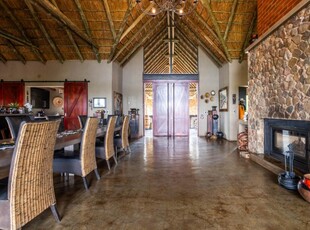 Lodge for sale with 4 bedrooms, Vaalkop AH, Rustenburg