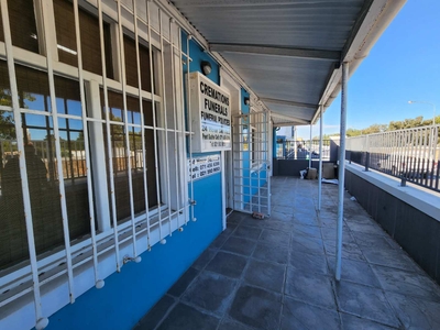 140 Square Meter Office Space To Let In Maitland