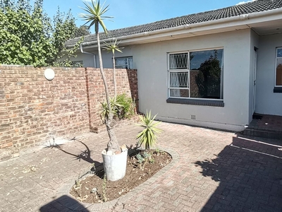 2 Bedroom Sectional Title To Let in Westering