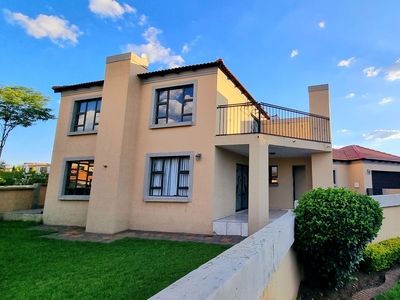 4 Bed House For Rent Crescent Wood Country Estate Midrand