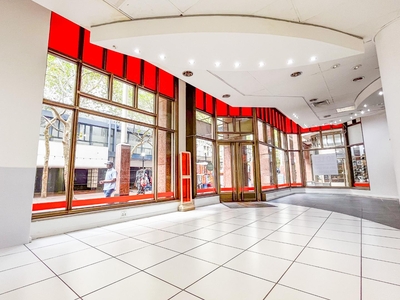 Front and Center: Retail Mall Floor Available for Store Owner in Cape Town CBD