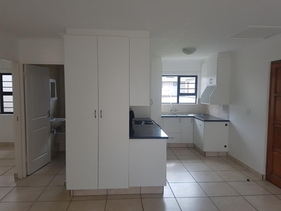 Modern two bedroom townhouse to rent in Tyson Place, Gonubie