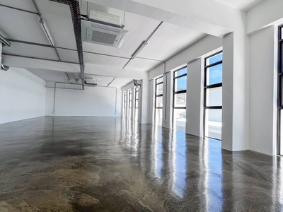 Natural light and clean surfaces to set up your new office in Cape Town