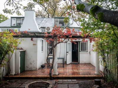 2 bedroom apartment for sale in Stellenbosch Central
