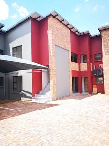 2 Bedroom Apartment To Let in Edenvale Central