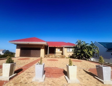4 Bedroom House for Sale in Yzerfontein