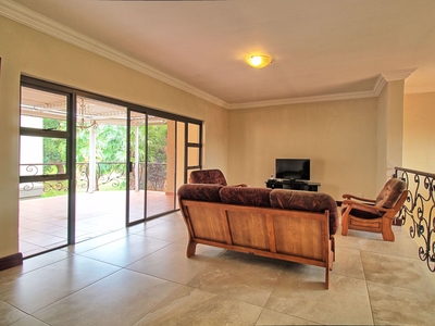 7 bedroom house to rent in Woodhill Golf Estate