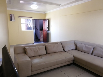 1.5 Bedroom Apartment For Sale in Umbilo