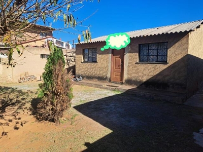 House For Sale In Tlamatlama, Tembisa