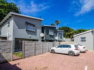 Townhouse For Sale In Vincent, East London