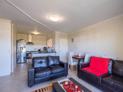 2 Bed Apartment in Somerset West Central