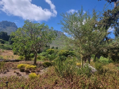 673 m² Land available in Hout Bay and surrounds