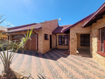 House For Sale In Jouberton, Klerksdorp