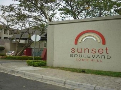 1 Bedroom bachelor apartment to rent in Lonehill, Sandton
