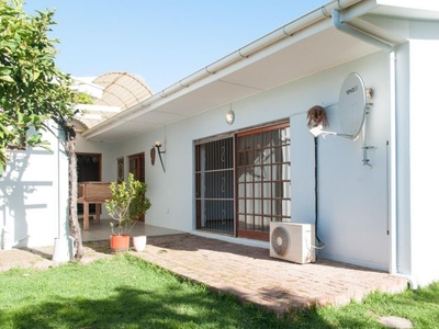 1 Bedroom flat to rent in Tulbagh