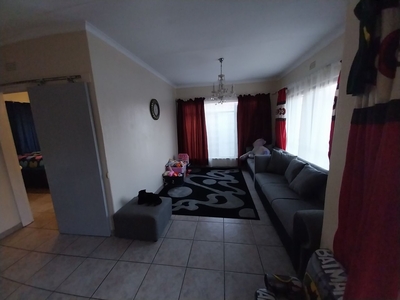 2 Bedroom Flat Rented in Lambton