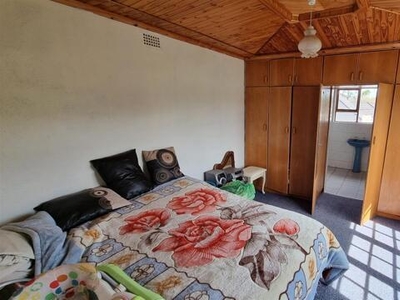 4 bedroom, Queenstown Eastern Cape N/A