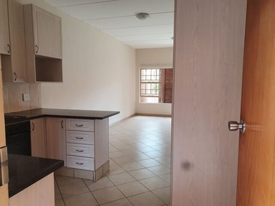 Apartment For Rent In Paramount Estate, Pretoria