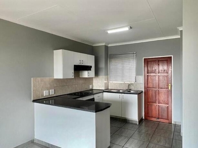 Apartment For Sale In Chancliff Ah, Krugersdorp