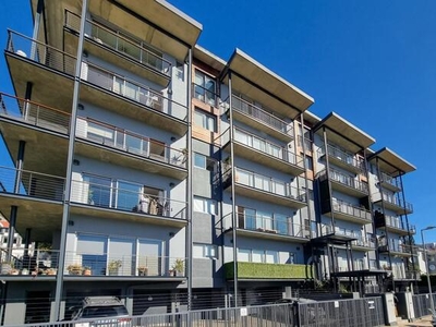 Apartment For Sale In Green Point, Cape Town