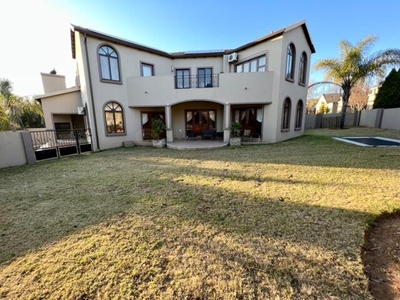 House For Sale In Carlswald, Midrand