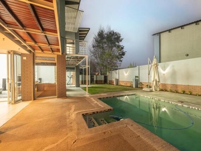 House For Sale In Olympus Ah, Pretoria