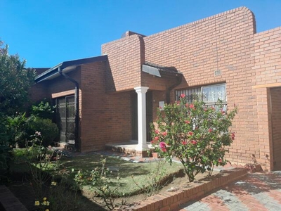 House For Sale In Orlando, Soweto