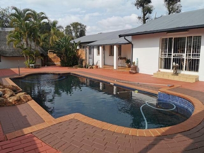 House For Sale In Tileba, Pretoria